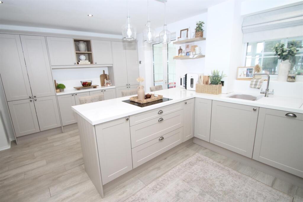 Additional image 6 of Druids Avenue, Rowley Regis