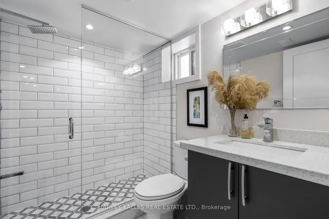 Additional image 9 of 82 Hertle Ave