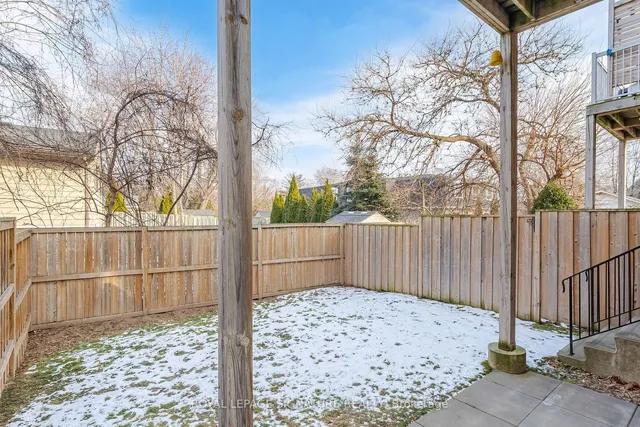 Additional image 13 of 2220 Queensway Dr Unit 15