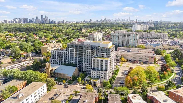 Additional image 28 of 35 Saranac Blvd Unit 604