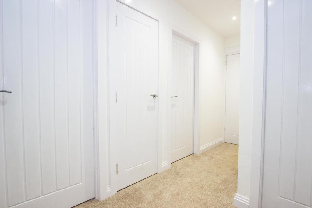 Additional image 32 of 'Rosedean' Sunnyhurst Lane