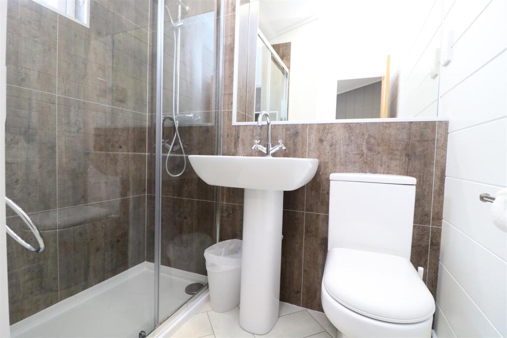 Additional image 10 of Lake View, Brokerswood