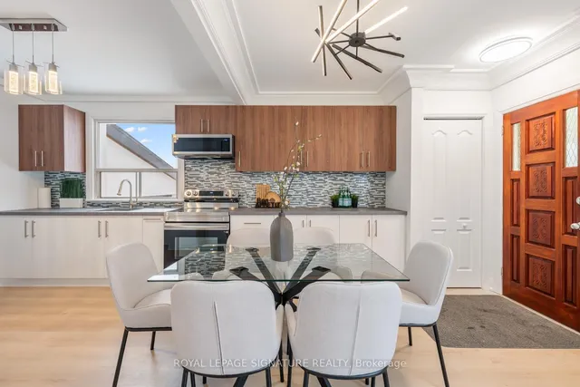 Additional image 15 of 94 Huntington Ave