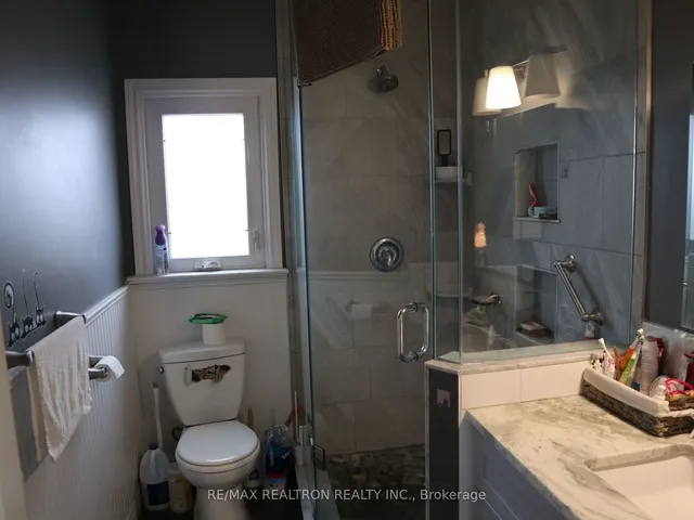 Additional image 17 of 153 Pitt Ave