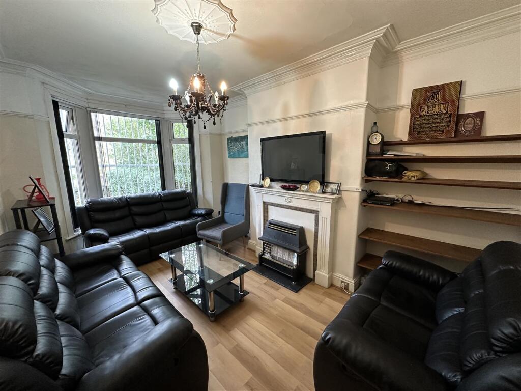 Additional image 6 of Selborne Grove, Keighley