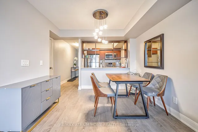 Additional image 17 of 135 Village Green Sq Unit 3422