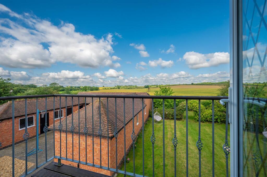 Additional image 19 of Stratford Road, Cranhill