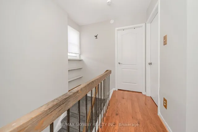 Additional image 18 of 50 Festoon Pl