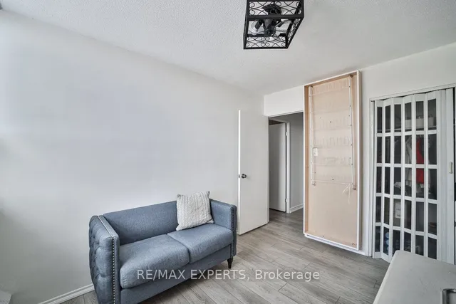 Additional image 30 of 551 The West Mall Unit 1120