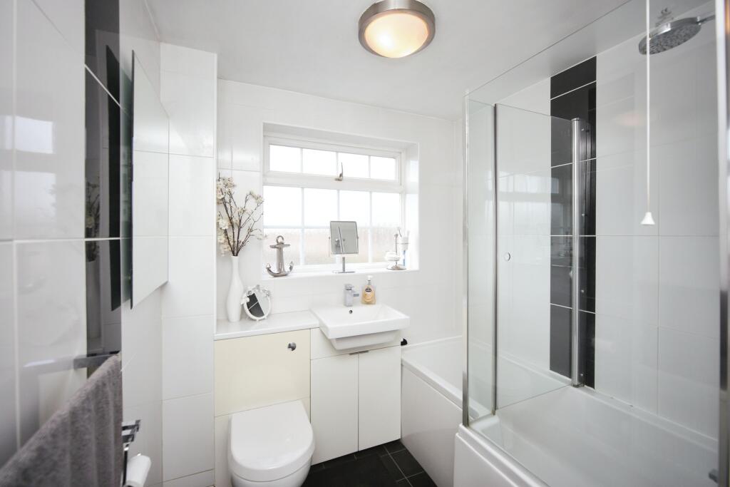 Additional image 13 of Hollyberry Close, Redditch, B98