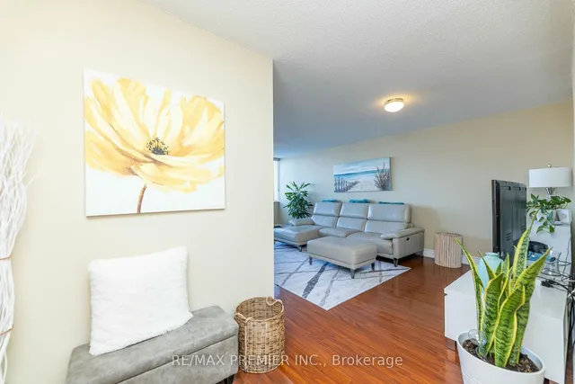 Additional image 7 of 10 Markbrook Lane Unit 1009