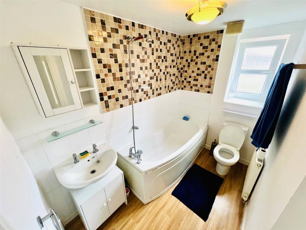 Additional image 8 of Canal Court, BIRMINGHAM, West Midlands, B27