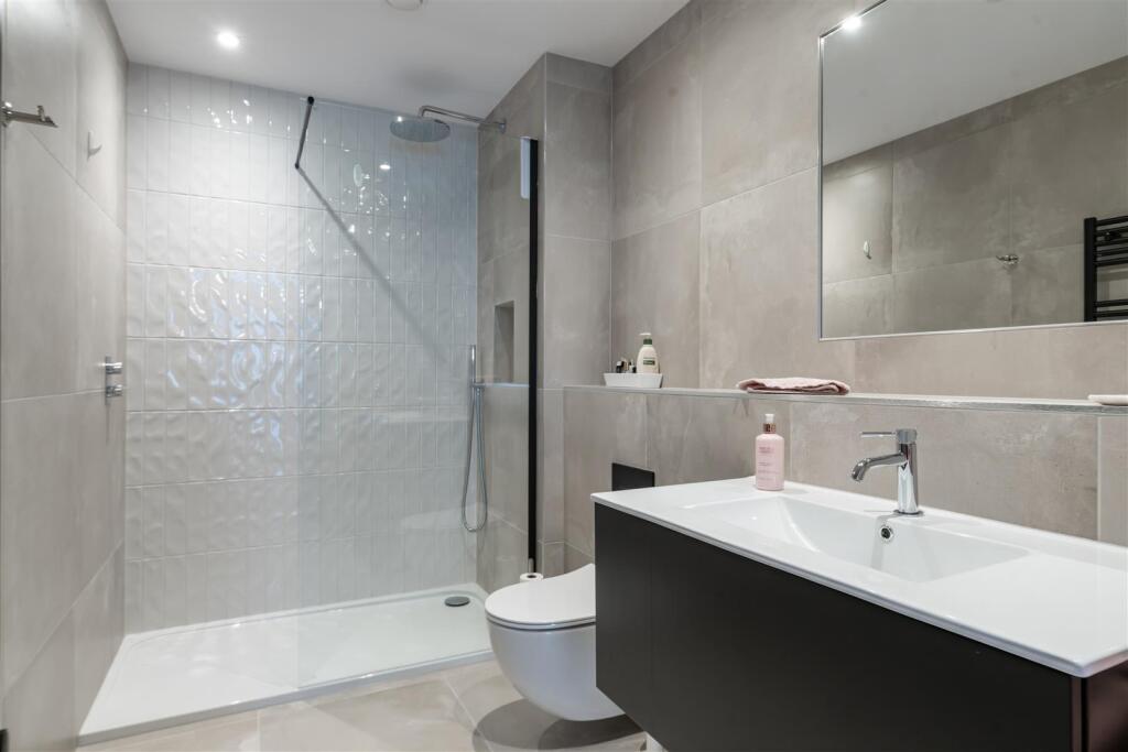 Additional image 12 of Manor Road, Eastcliff, East Cliff