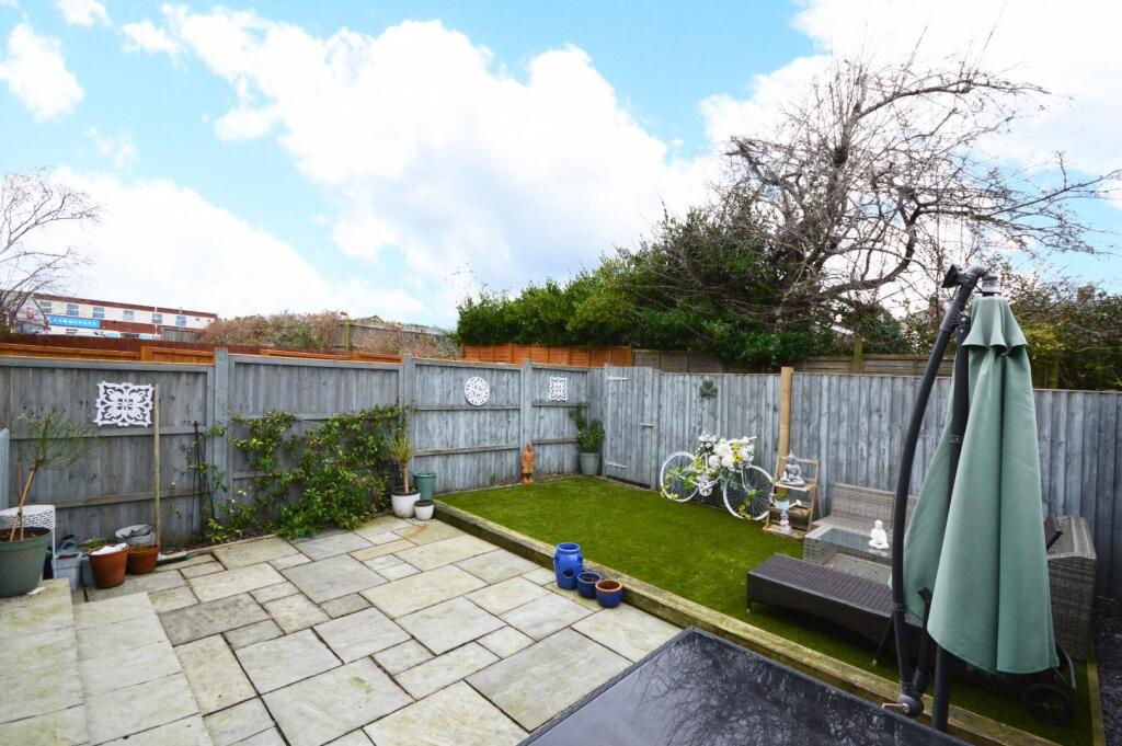 Additional image 21 of Hillview Close, Kingswood