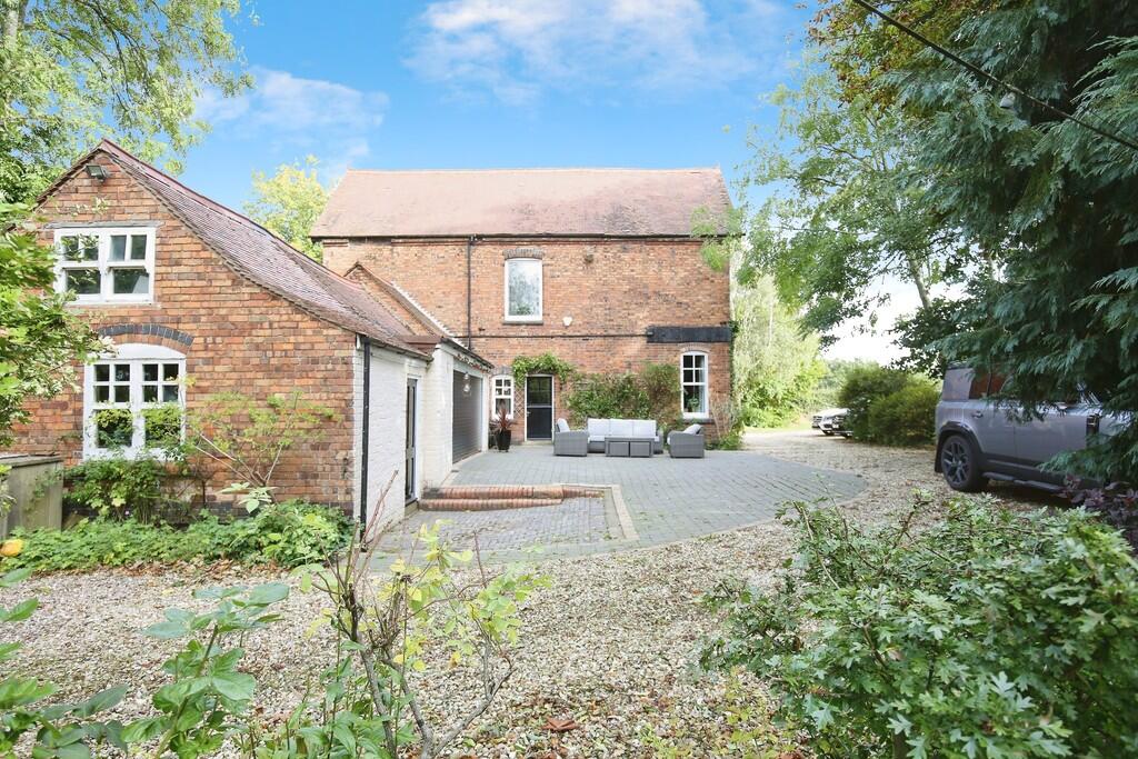 Additional image 40 of Robeys Lane, Tamworth