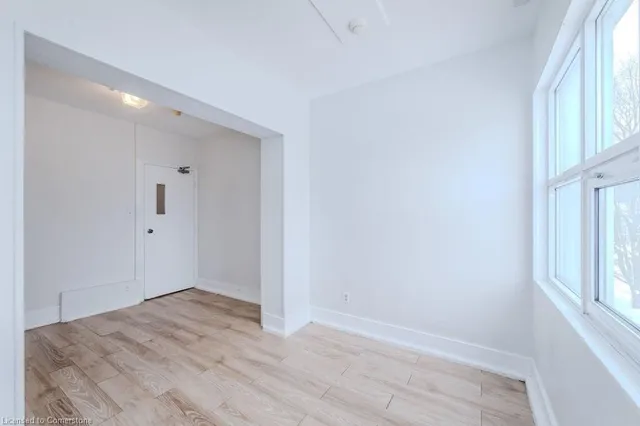 Additional image 11 of 19 Schneider Ave