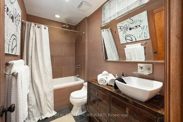 Additional image 24 of 2 Park Ave