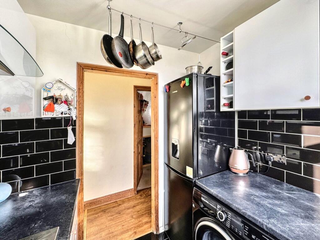Additional image 6 of Barnesdale Crescent, Orpington, BR5