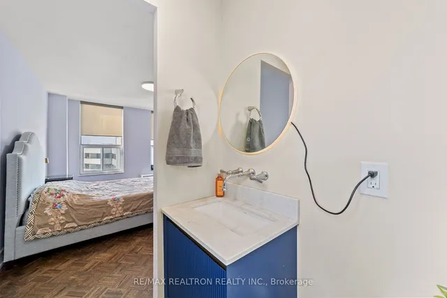 Additional image 37 of 130 Neptune Dr Unit 1501