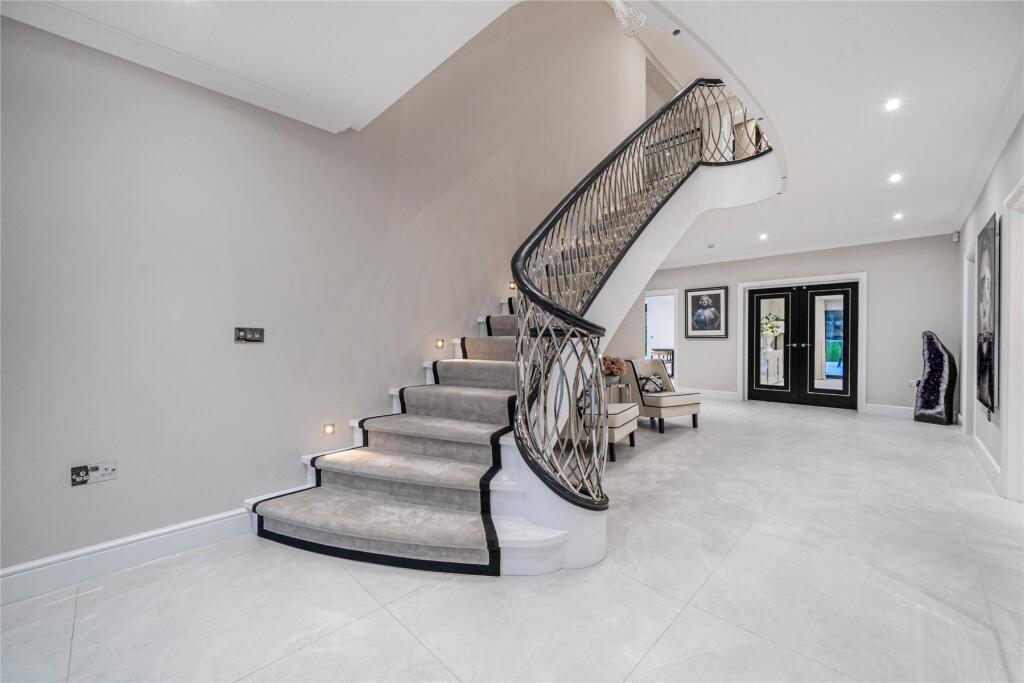 Additional image 50 of Meadow Way, Farnborough Park