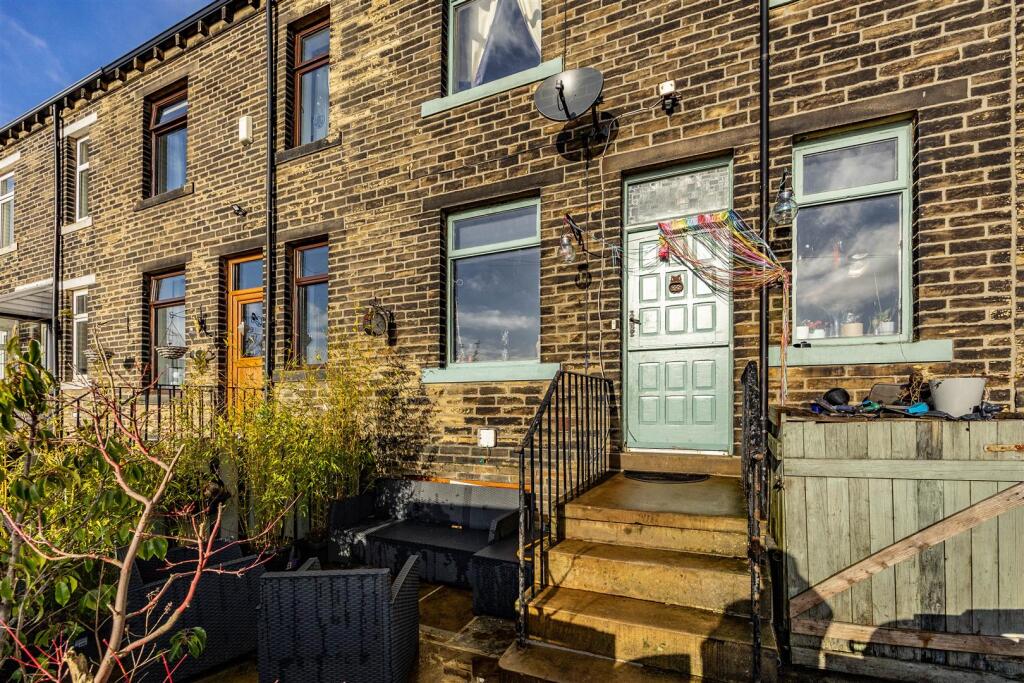 Additional image 24 of Highfield Terrace, Queensbury, Bradford