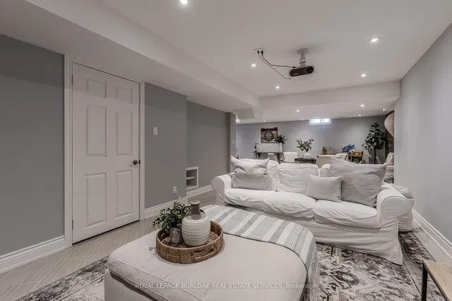 Additional image 36 of 4270 Carrick St