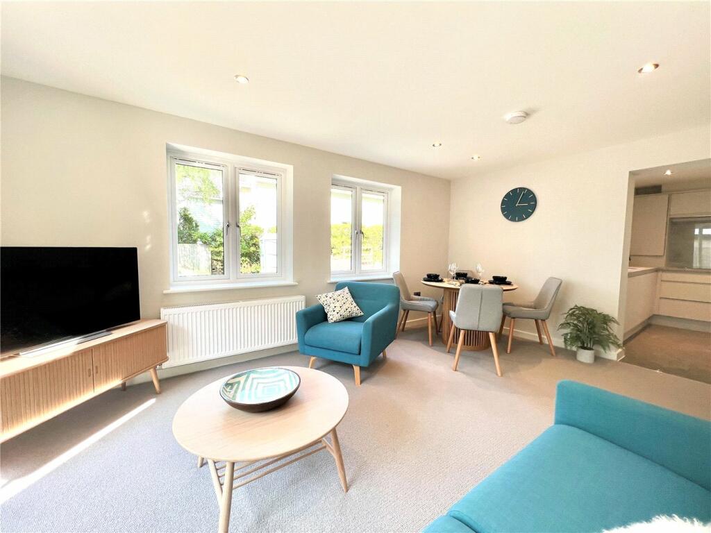 Additional image 10 of Delhi Close, Lower Parkstone, Poole, Dorset, BH14