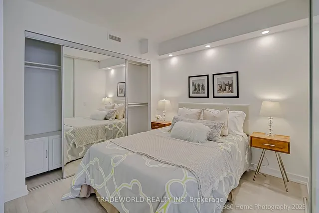 Additional image 18 of 775 King St Unit 502