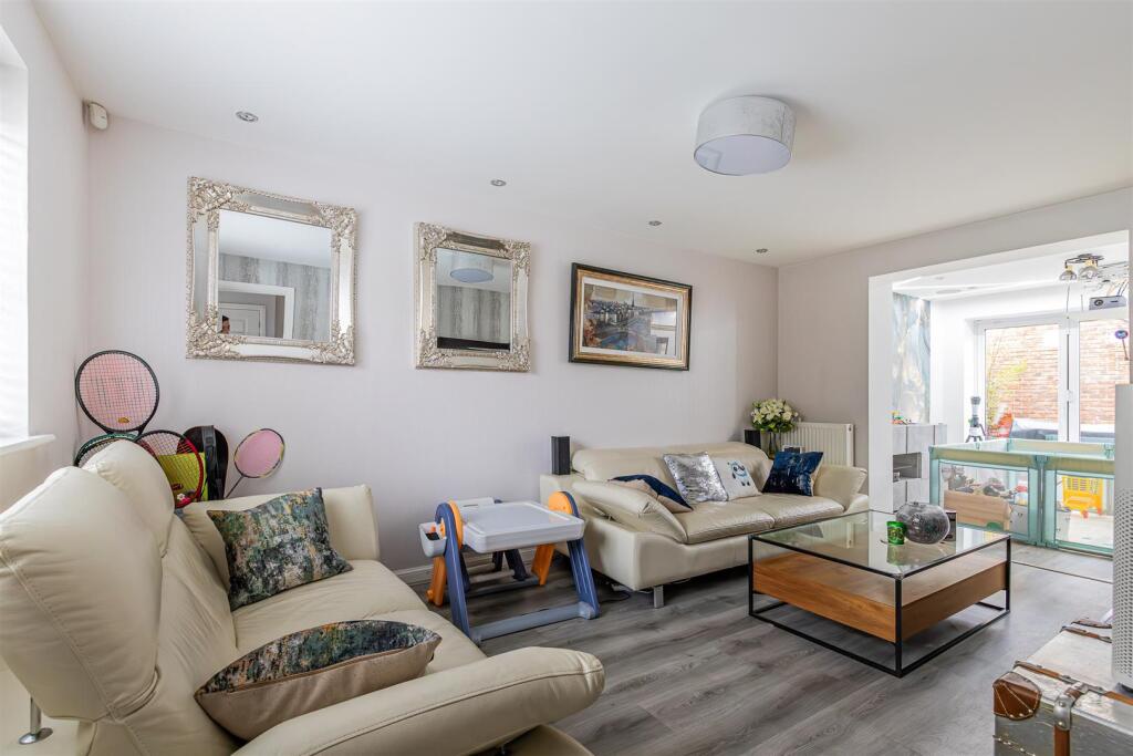 Additional image 7 of Scholars Drive, Penylan, Cardiff