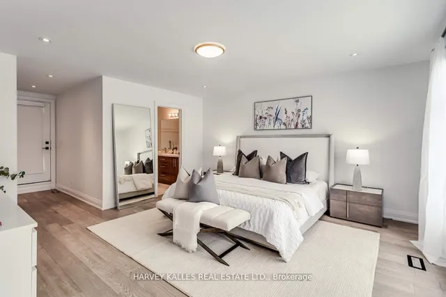 Additional image 29 of 454 Whitmore Ave