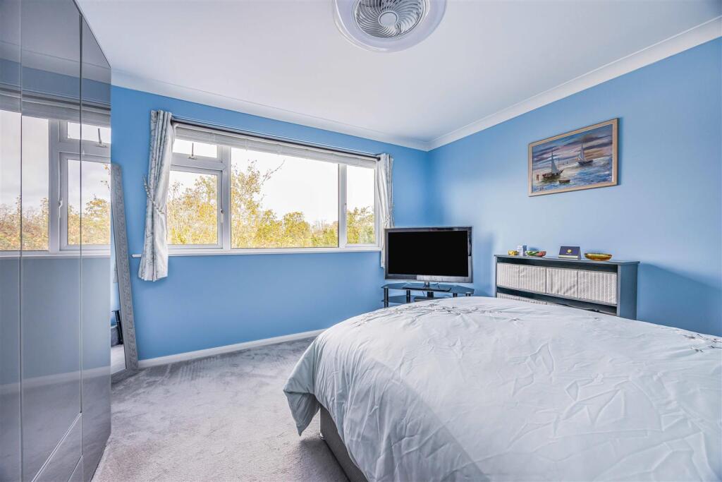 Additional image 4 of West Cliff Road, Bournemouth