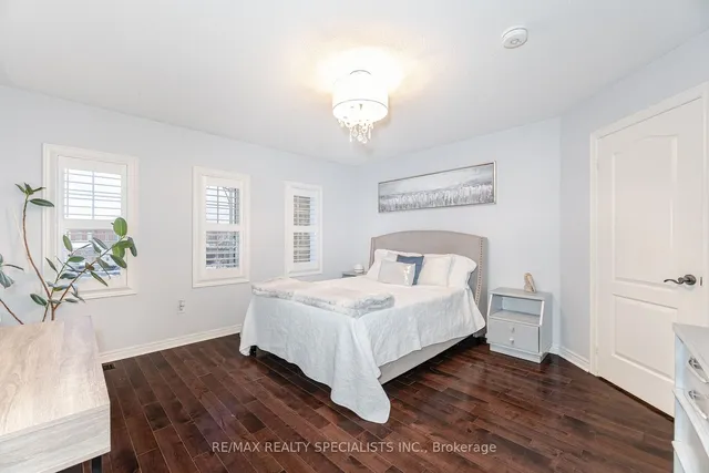 Additional image 28 of 28 Kippen Crt