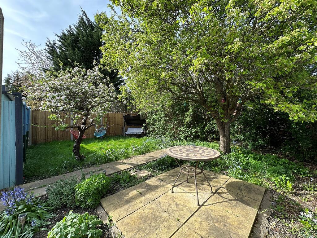 Additional image 14 of Four Acres, Welwyn Garden City