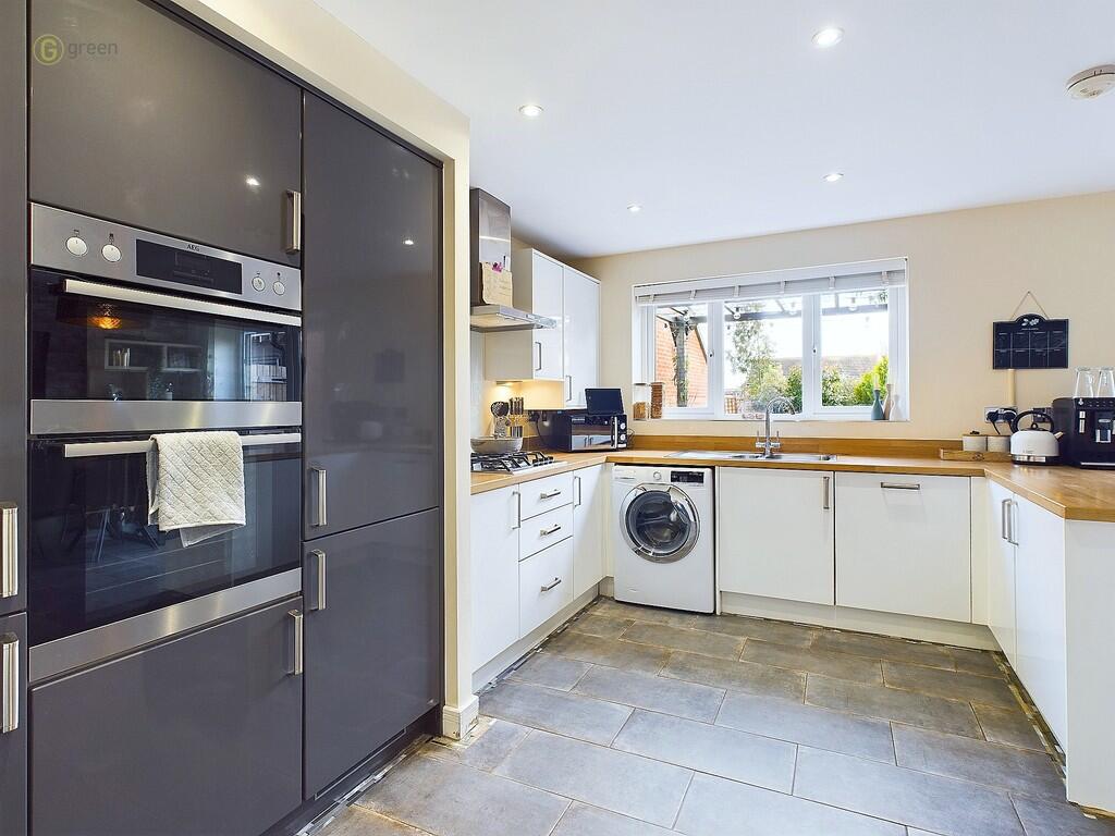 Additional image 34 of Clover Close, Tamworth