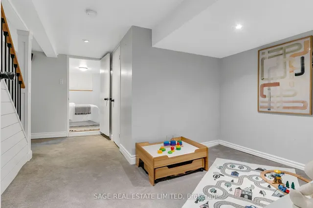 Additional image 37 of 12 Stephenson Ave