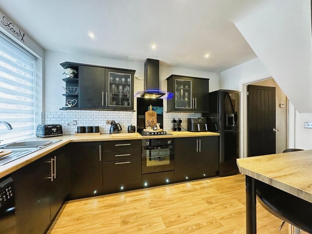 Additional image 5 of Haulwen Road, Penpedairheol, Hengoed