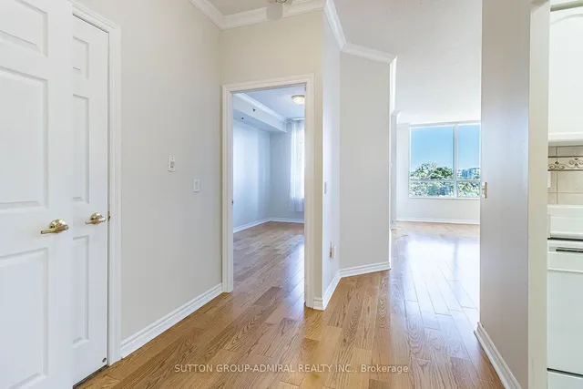 Additional image 8 of 100 Burloak Dr Unit 1515