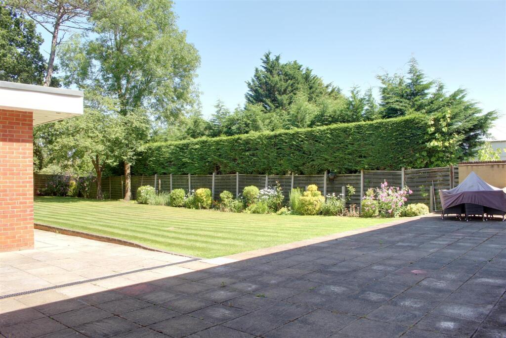 Additional image 13 of Mymms Drive, Brookmans Park, Hatfield