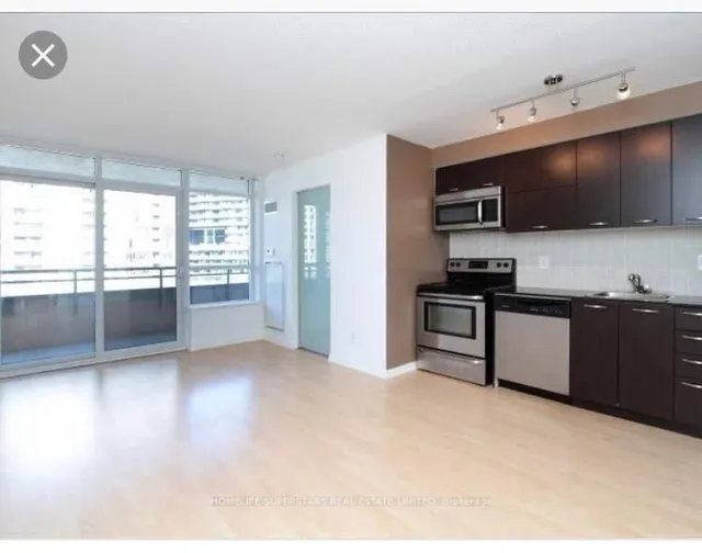 Additional image 2 of 38 Joe Shuster Way Unit 725