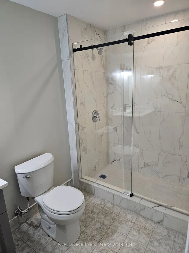 Additional image 33 of 62 Histon Cres