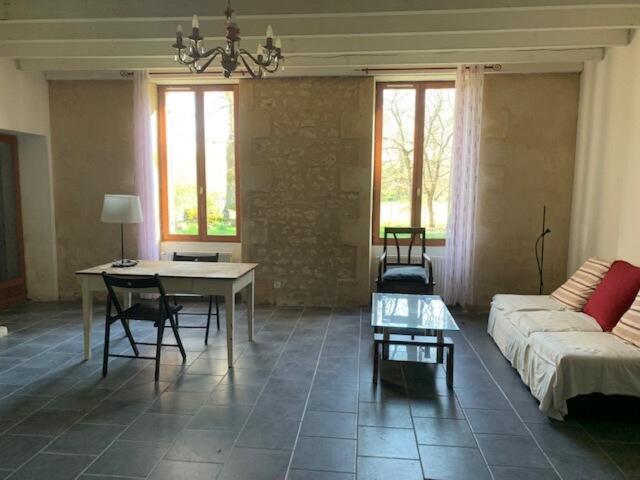 Primary image of 17150 st-martial-de-mirambeau, France