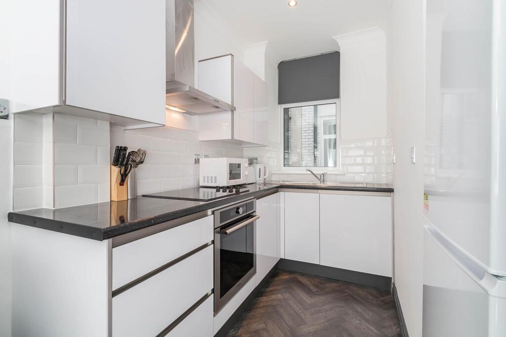 Additional image 4 of Burne Jones House, Bennetts Hill, B2 5RS