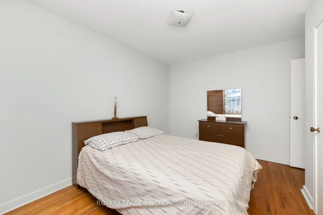 Additional image 19 of 51 Edinborough Crt