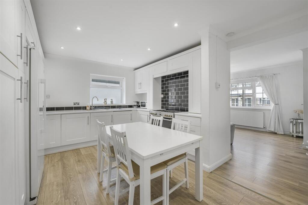 Additional image 3 of Brookside, Treoes