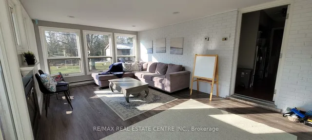 Additional image 5 of 2010 Cameron Dr