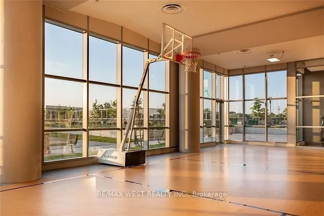 Additional image 22 of 2093 Fairview St Unit 610