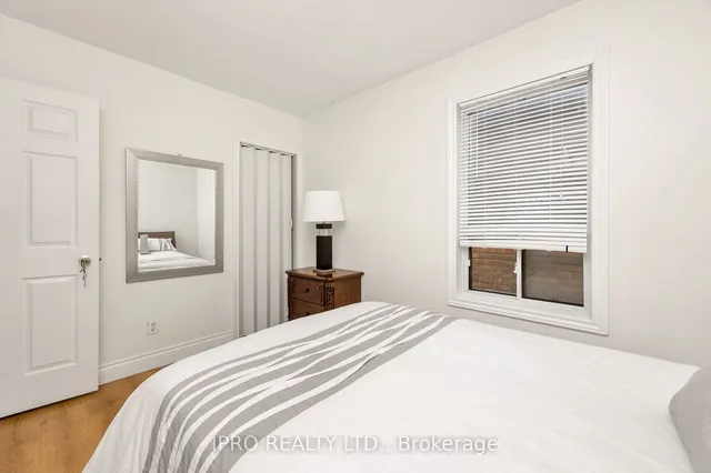 Additional image 21 of 1351 Lansdowne Ave