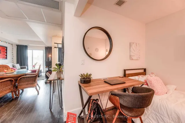 Additional image 9 of 155 ST LEGER St Unit 103