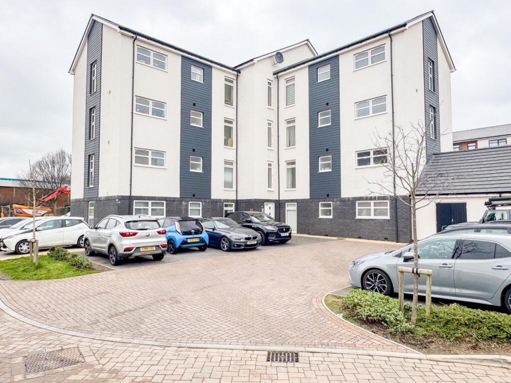 Primary image of Brick Hill Way, Patchway, Bristol, Gloucestershire, BS34