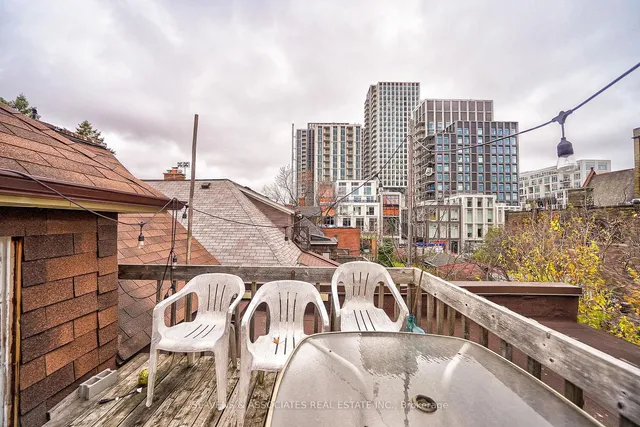 Additional image 22 of 557 Markham St